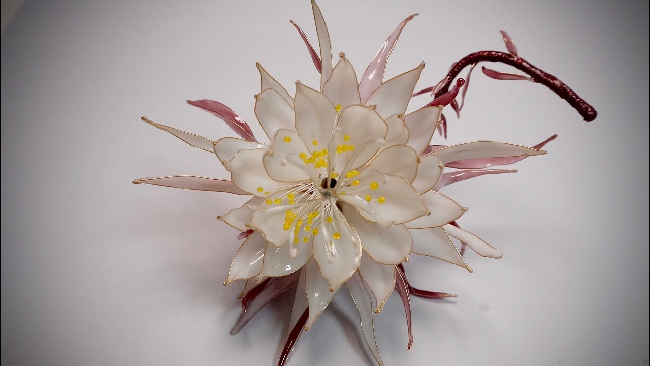 The Art of Wire and Resin Flowers