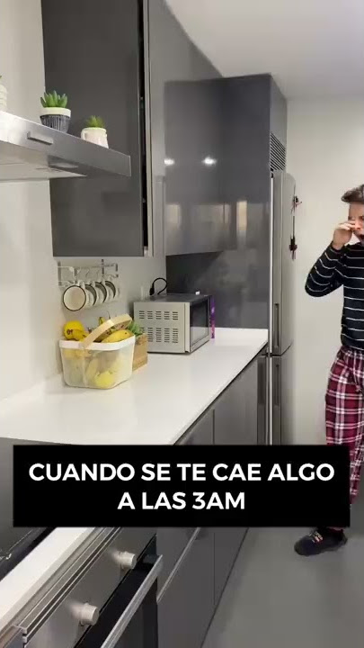 CUANDO TE PILLA TU MADRE A LAS 3AM 😈 #tiktok #shorts