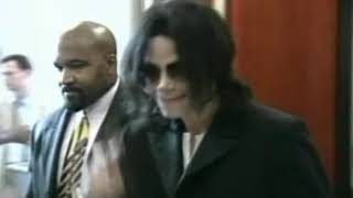 March 11th 2005: Michael Jackson arrives late for his court appearance