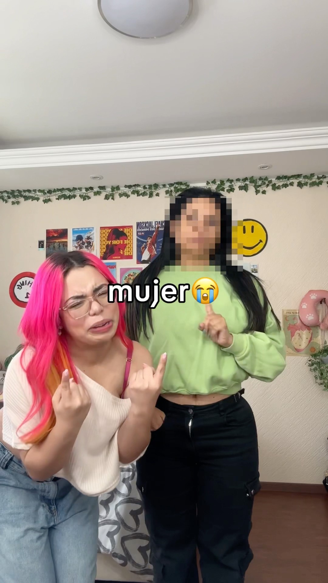 MI MAMÁ NO QUIERE GRABAR CONMIGO