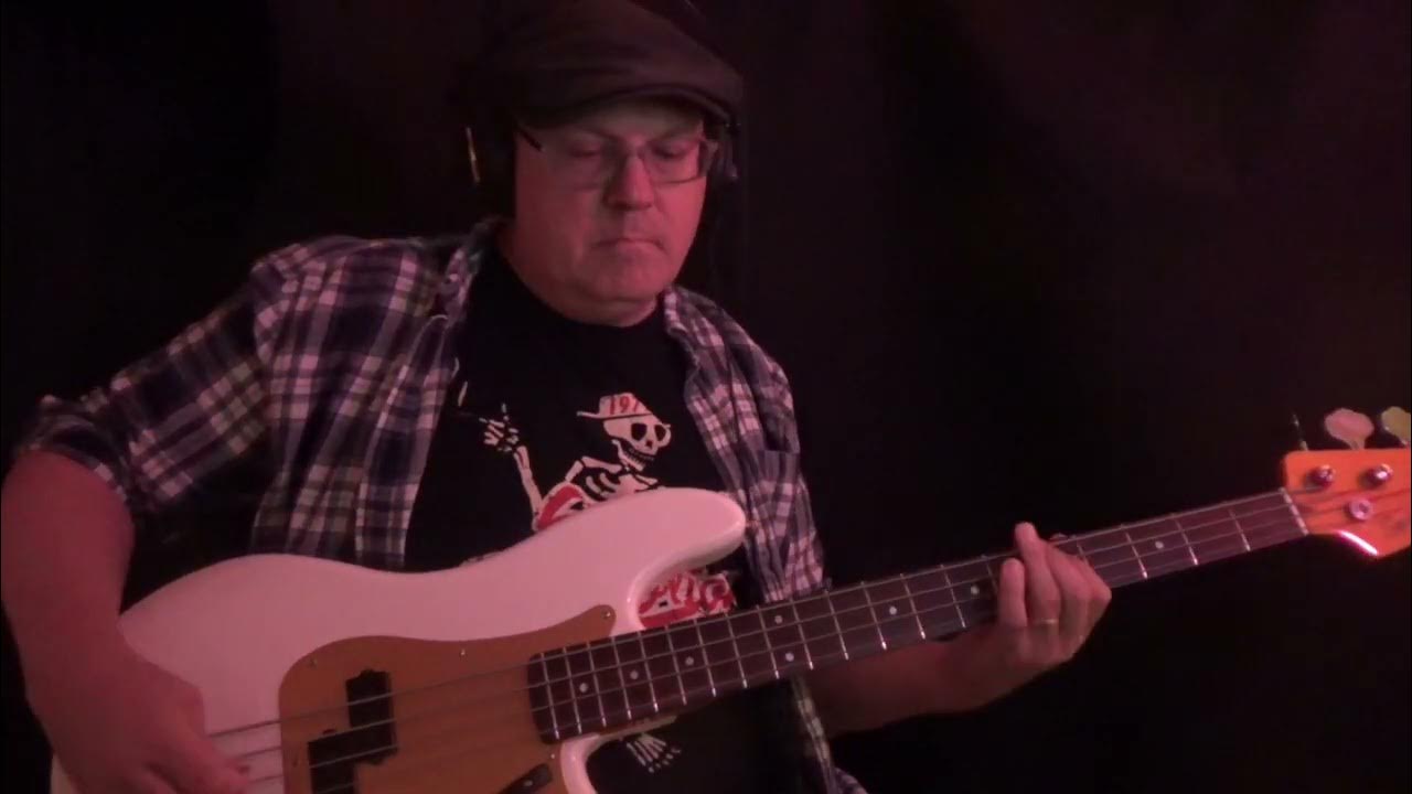 Echo & The Bunnymen- The Killing Moon Bass Cover Echo & The Bunnymen- The Killing Moon Bass Cover