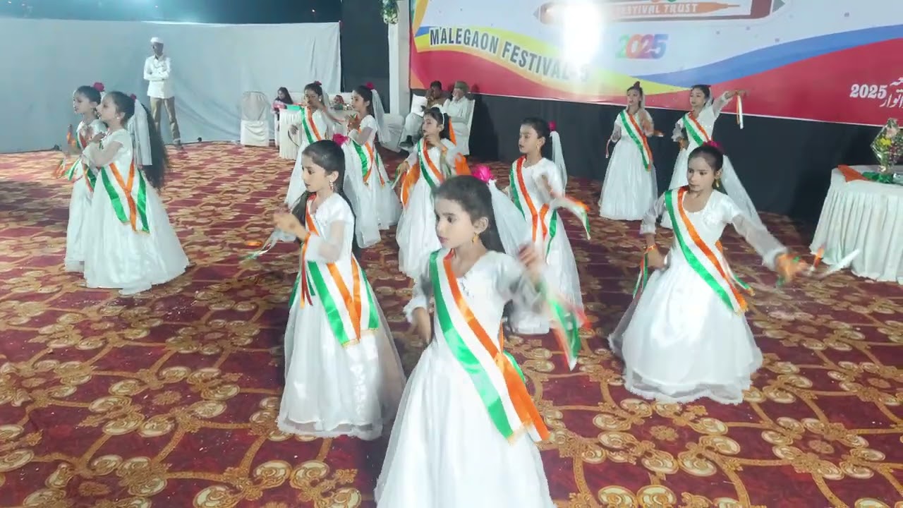 Rahenuma Urdu Primary School Malegaon, Performance Beautiful Action Song In (Malegaon Festival 2025)