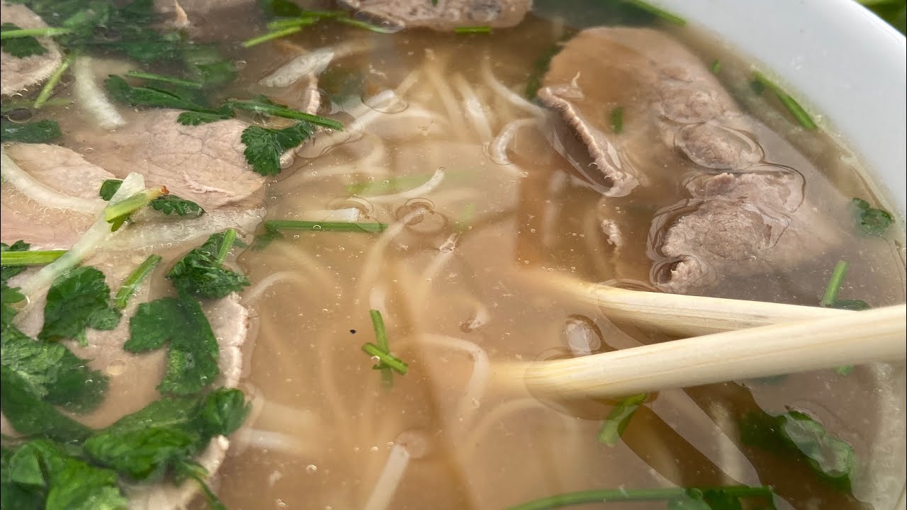 How to eat at taki fr (for real) YouTube