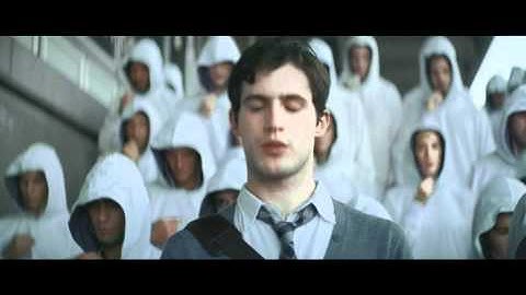 Motorola Xoom Android tablet Super Bowl commercial clip