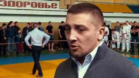 Поліцейські Луганщини показали свої вміння у рукопашному бою