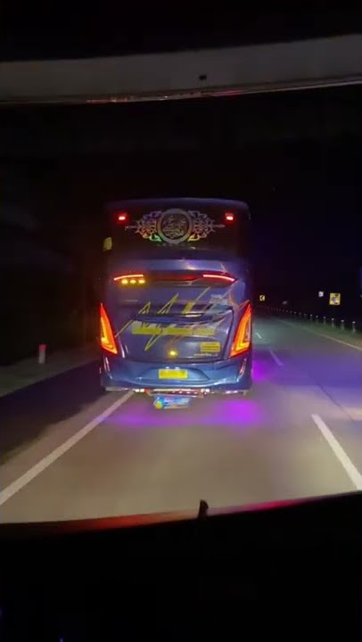 Story Bus Malam Cipali Race STJ