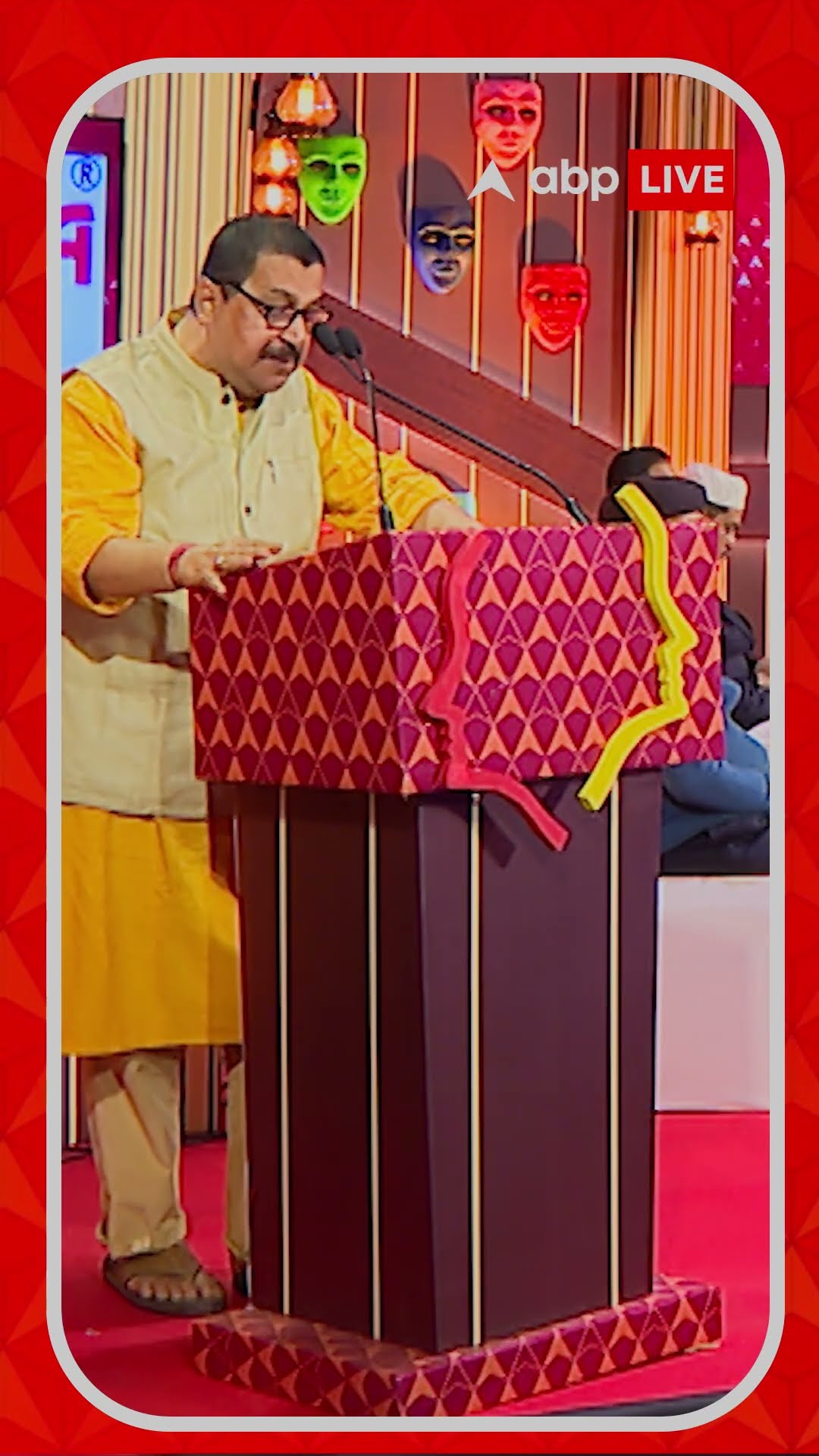 বাংলাদেশ এবং পাকিস্তানে গণতন্ত্র শক্তশালী নয়: সুমন বন্দ্যোপাধ্যায়