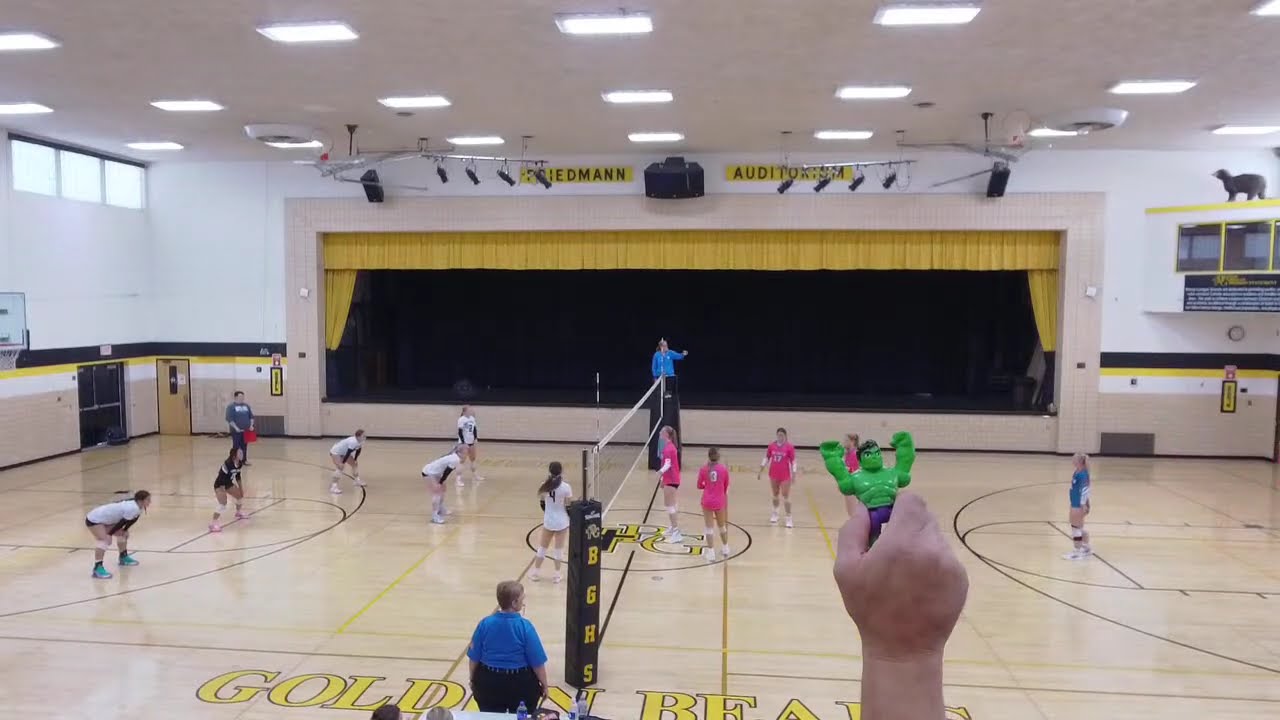 Saints Volleyball VS North Iowa