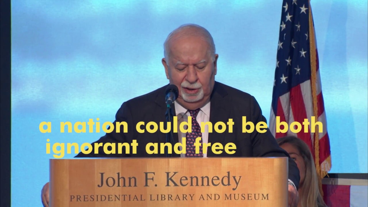 camera iphone 8 plus apk Vartan Gregorian Welcomes New Americans at JFK Library (Part 2)