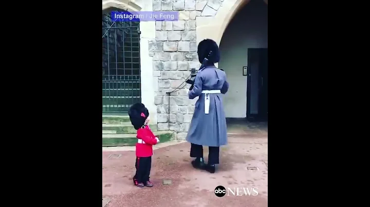 Boy Dressed as British Guard Salutes Windsor Castle Soldiers - DayDayNews