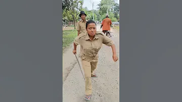 Police Wala Ko Deakhke Ase Aap Bhage The Kiya 🙄😂😁#funny #viral #shorts