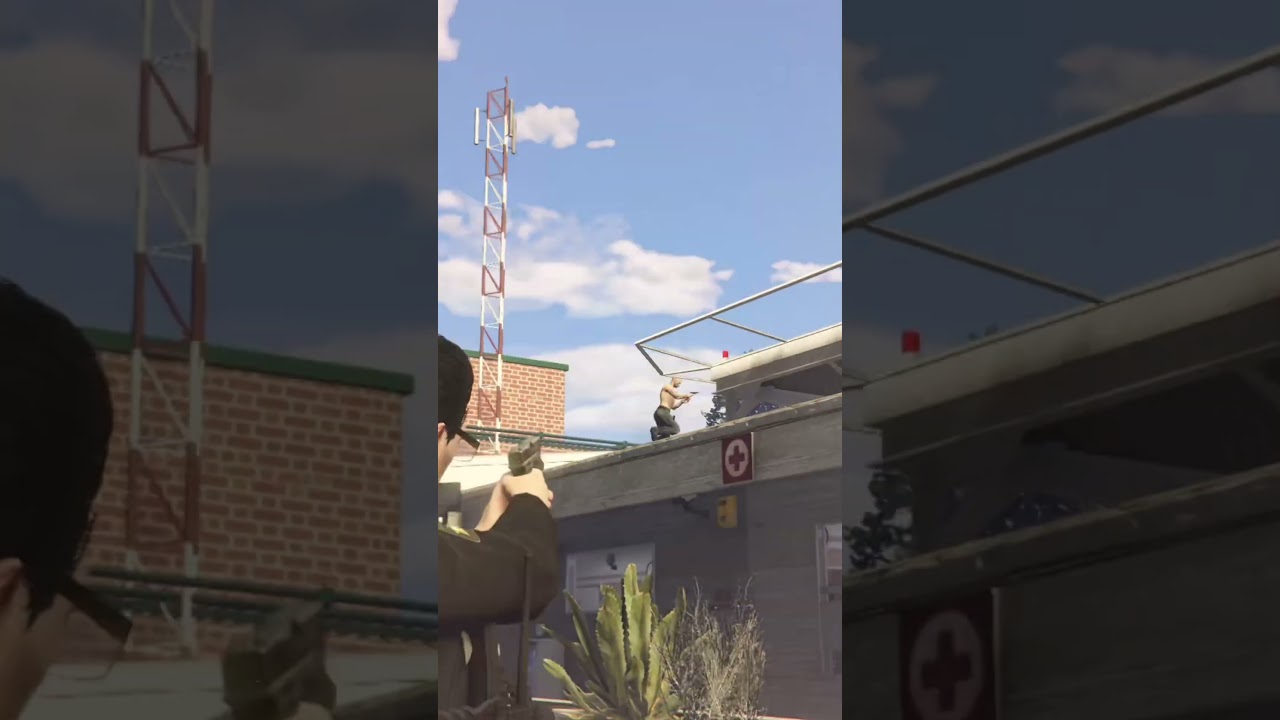 That sax definitely got louder 🫡🎷🤣 #gta #fivem #gtarp #roleplay #server #police