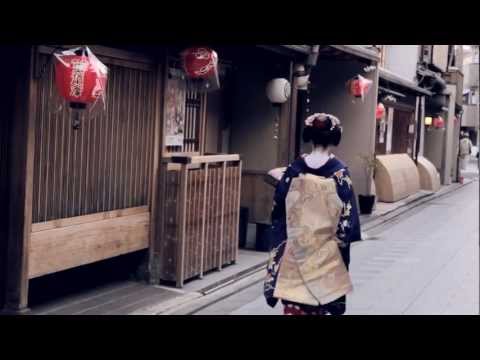 Vídeo: Geisha: sona orgullós