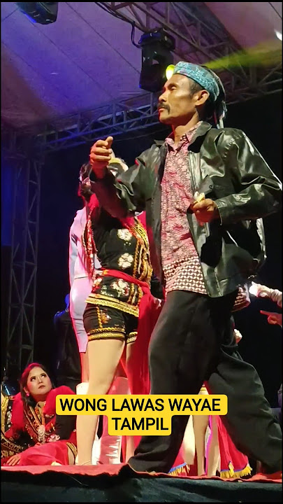 Salfok sama yang diatas panggung #dangdut #orkesdangdutjalanan #trendingshorts #dangdutkoplo