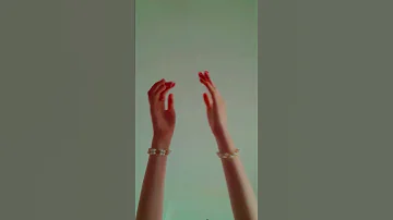 ترند من فوق رمش العين 