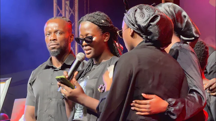 Daddy Lumba’s beautiful children &Wife Odɔ Broni read their tribute in tears at the CandlelightVigil