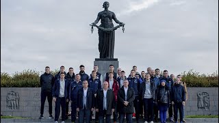 Зенитовцы посетили Пискарёвское мемориальное кладбище