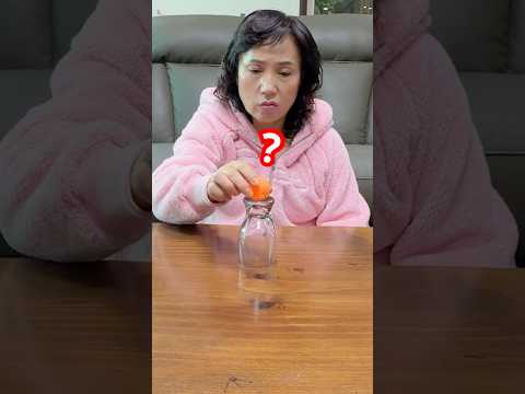 눈 앞에서 탁구공을 컵 안으로 <strong>순간이동</strong> 시켰더니ㅋㅋㅋ #정선호 #shorts #funny