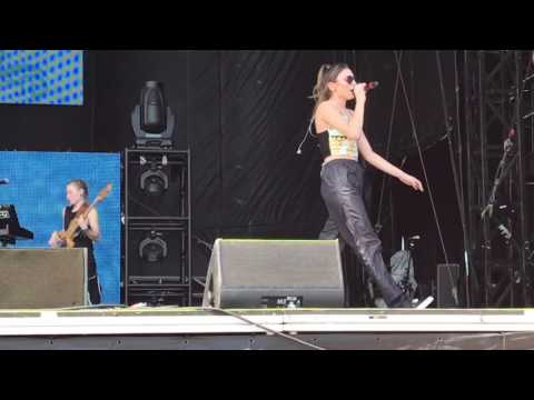 Daya 2017 Tortuga Music Festival "Sit Still, Look Pretty"