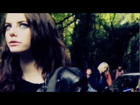 The runaways [Tony+Effy]