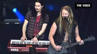 Miniatura de vídeo de "Kotiteollisuus feat. Tuomas Holopainen - Satu Peikoista (LIVE, HIMOS 2010)"