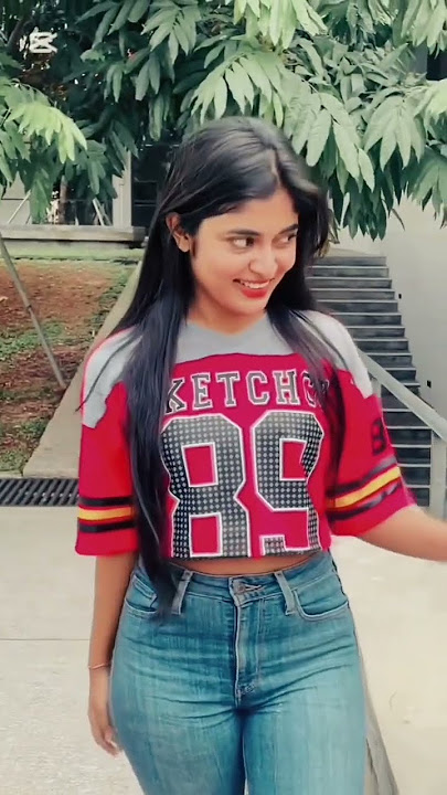 slay Queen 👑💃#model #tiktok #shorts #music #trending #adaderana #facebook #instagram #happy #vibes