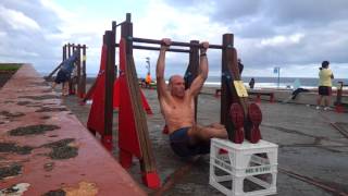 Jackknife Pull Ups