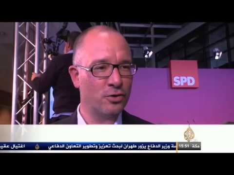 ميركل تبدأ المشاورات لتشكيل حكومة ائتلافية