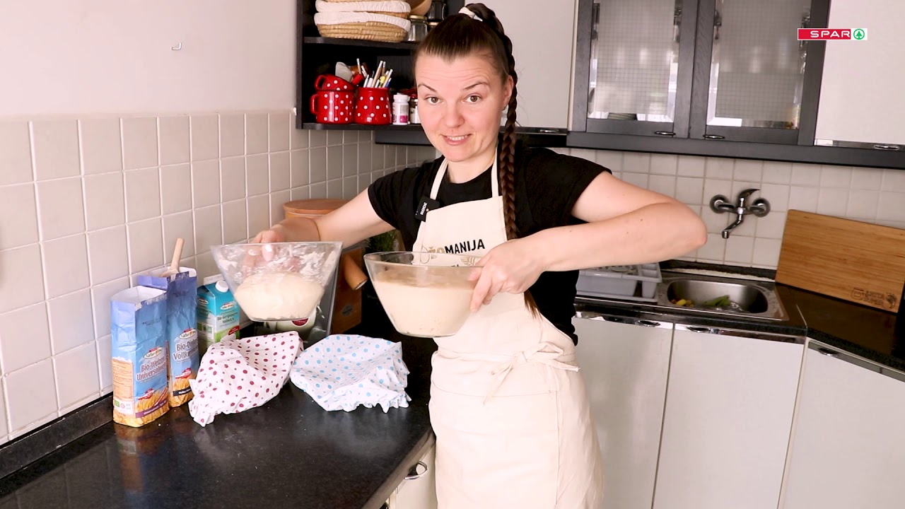 SPAR - ABC PEKE Z DROŽMI Z ANITO ŠUMER - žemljice