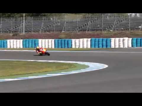 Valentino Rossi_s first test with the 2012 Ducati Video - MotoGP Video - Crash.Net.mp4
