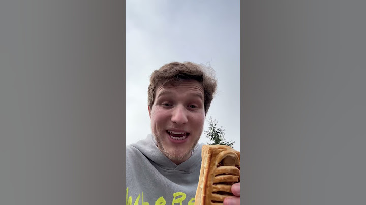 Trying a Frikandelbroodje in The Netherlands 🇳🇱 #netherlands