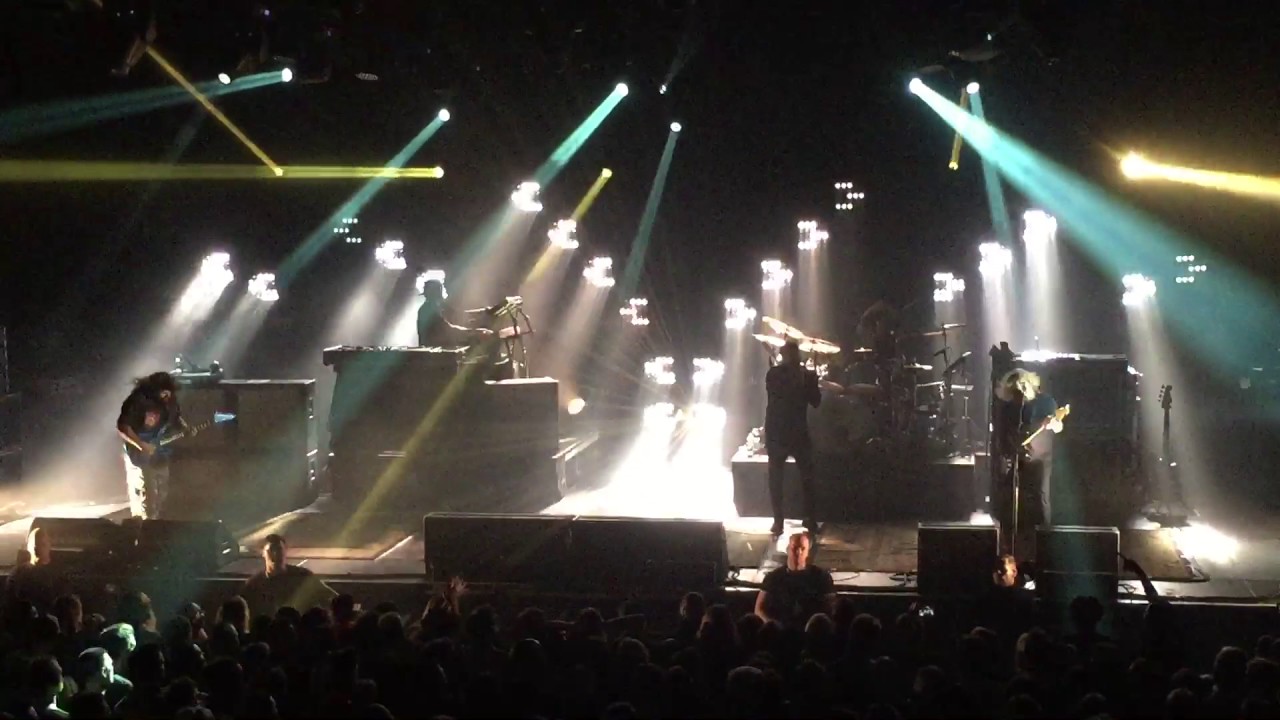 Deftones Acid Hologram Live in Berlin Germany Columbiahalle (27.04.2017)