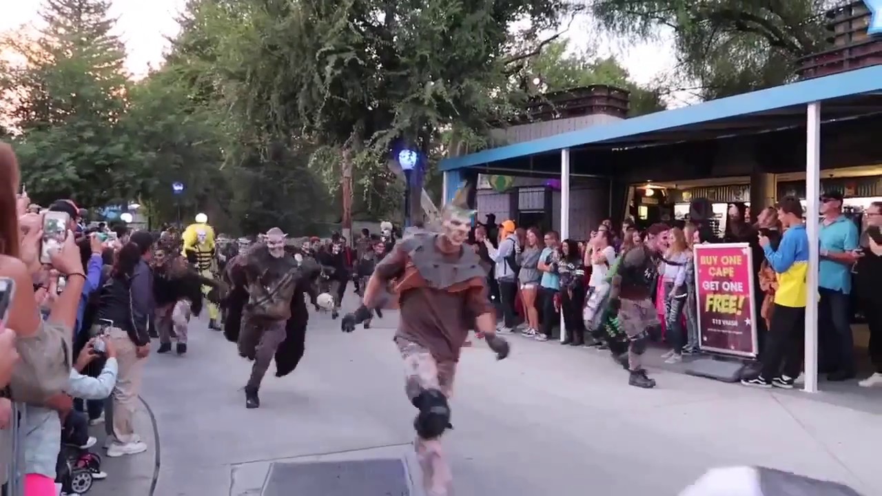 The Surge Six Flags Magic Mountain Fright Fest 2017 - YouTube
