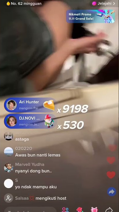 pipis bunda corla ja di live in