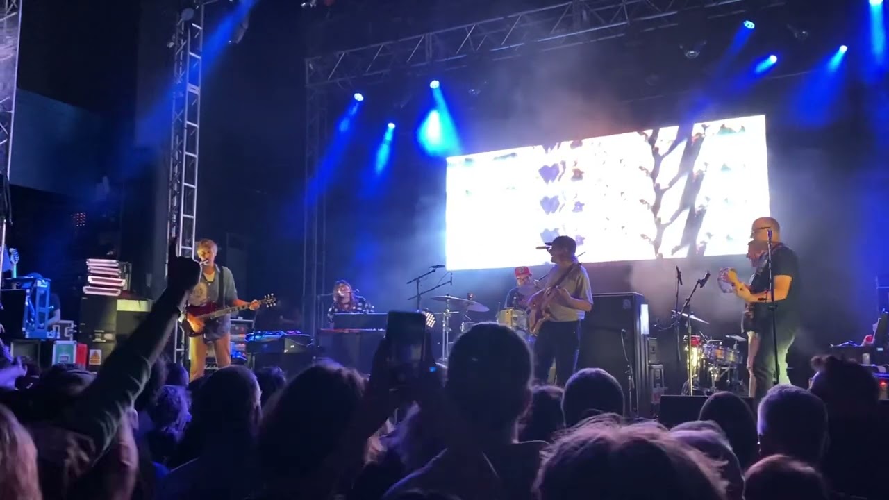 Pavement live in Leeds Harness your hopes YouTube