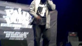 Freeway & Jake One - Throw Your Hands Up (Live @Paid Dues 2010)