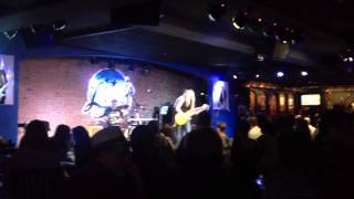 Video thumbnail of "Joanne Shaw Taylor - Diamonds in the Dirt Live in Chicago"