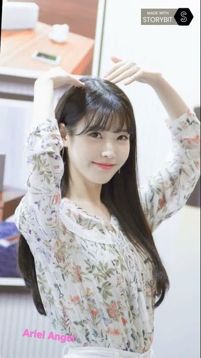 IU forever😄    🎼 Some bol4 🎼 whatsApp status🙂