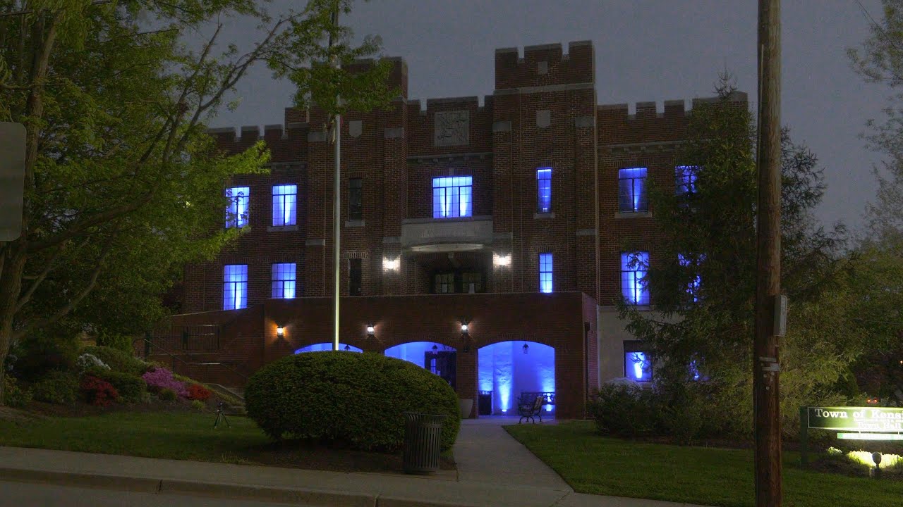 Kensington Town Hall lit blue in Honor of Health Care Heroes Day YouTube
