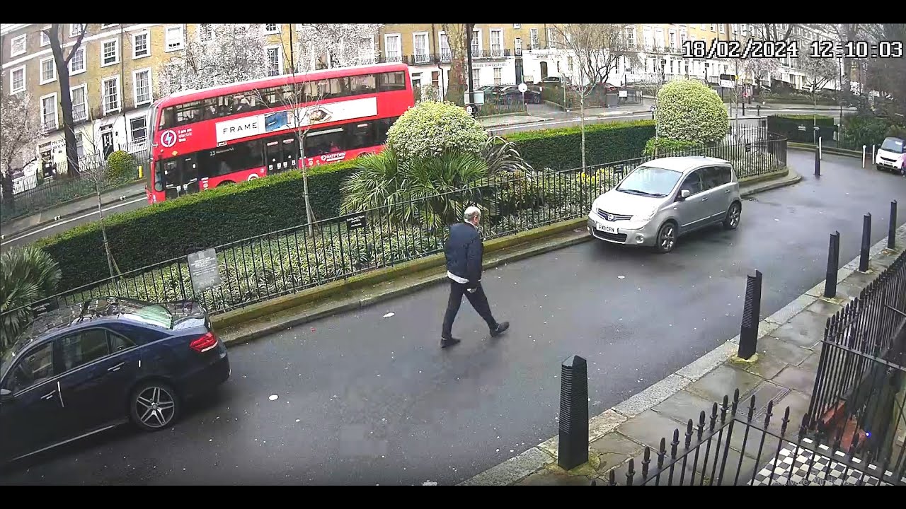 💂🅻🅸🆅🅴💂London Webcam🤴Sussex Gardens🧳Tyburnia🚇England UK☔Hyde Park🚏near Paddington Railway Station👑