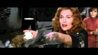 Bianca, get the door!