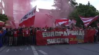 Bayern-Fanmarsch durch die Münchner Innenstadt | Sendlinger Tor - Marienplatz - Isartor