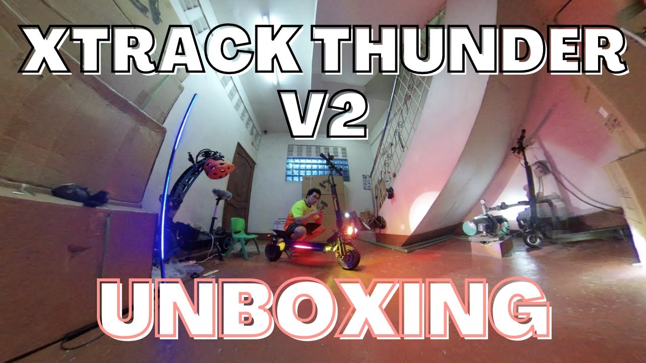 Xtrack Thunder v2 Electric Scooter Unboxing by MoturEVP
