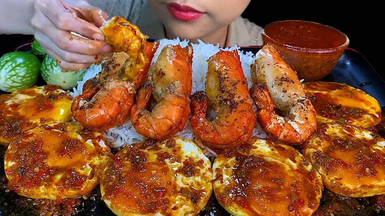 MUKBANG EATING||FRIED PRAWN, SPICY FRIED EGG TOMATO CURRY