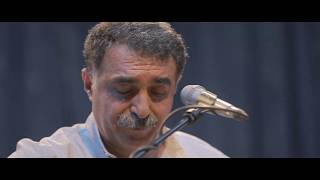 Erdal Erzincan - Gönül İster [Beş Bağlama Konserleri © 2019 Temkeş Müzik]