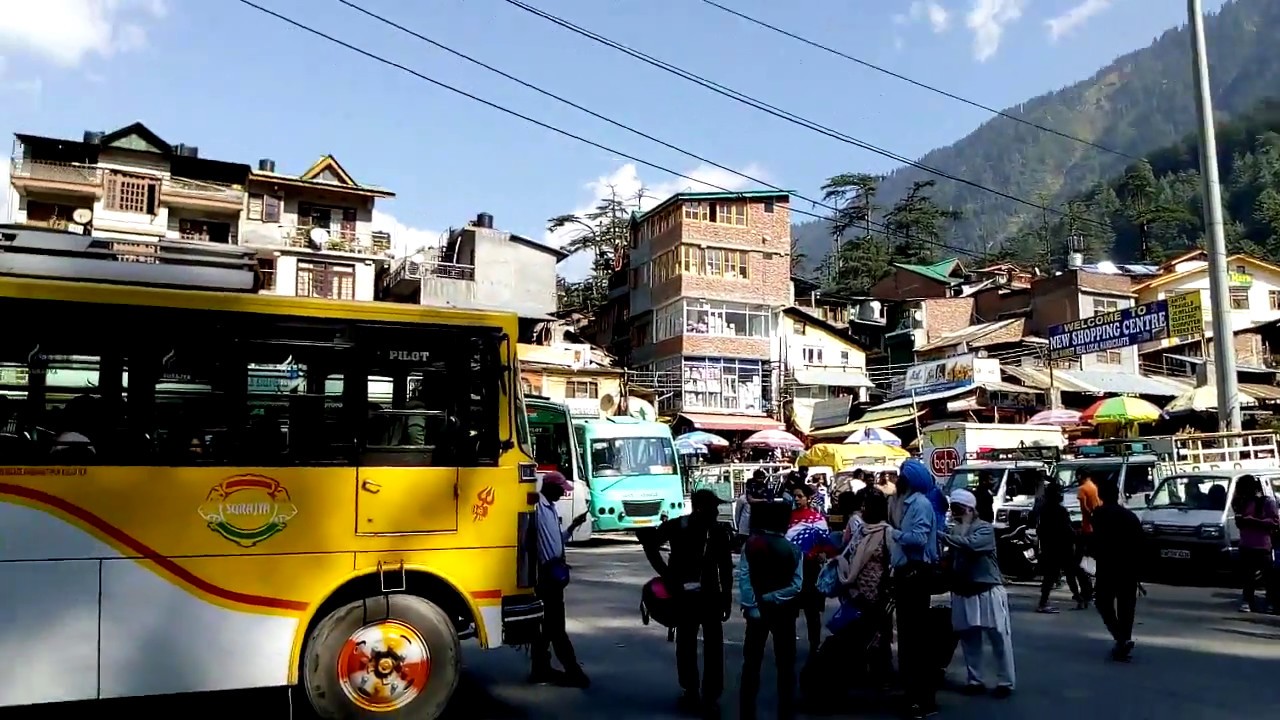 manali bus stand tourist place