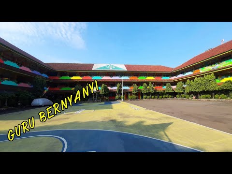 KERONCONG KEMAYORAN - ("GURU BERNYANYI")