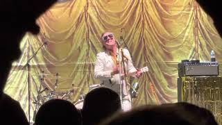 Me First & The Gimme Gimmes - Don’t You Worry ‘Bout A Thing / Jolene (Live in Minneapolis)