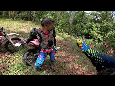 SUPPORTERS: BEST PRIVATE RAINFOREST TRACK EVER Cross Training Enduro - SUPPORTERS: BEST PRIVATE RAINFOREST TRACK EVER Cross Training Enduro