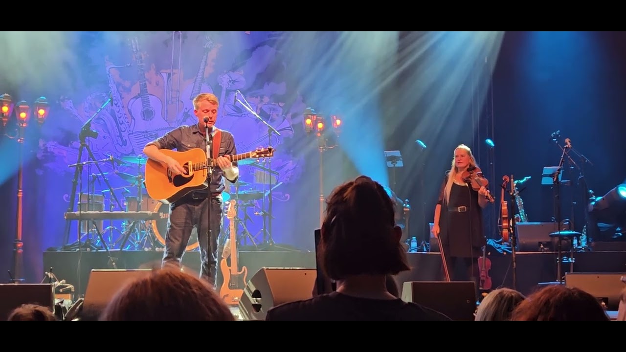 Jimmy kelly and the streetorchestra in Berlin ♡ Cover the road & santa maria